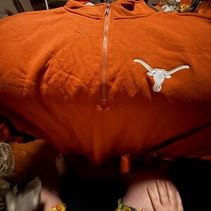 Colosseum Men's Burnt Orange Zip-Up Sweater. Only tried on. Tag still, to small